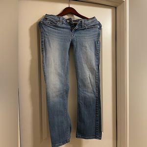 Women’s Levi’s jeans
